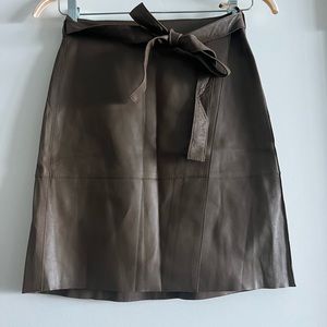 Massimo dutti leather skirt with tags